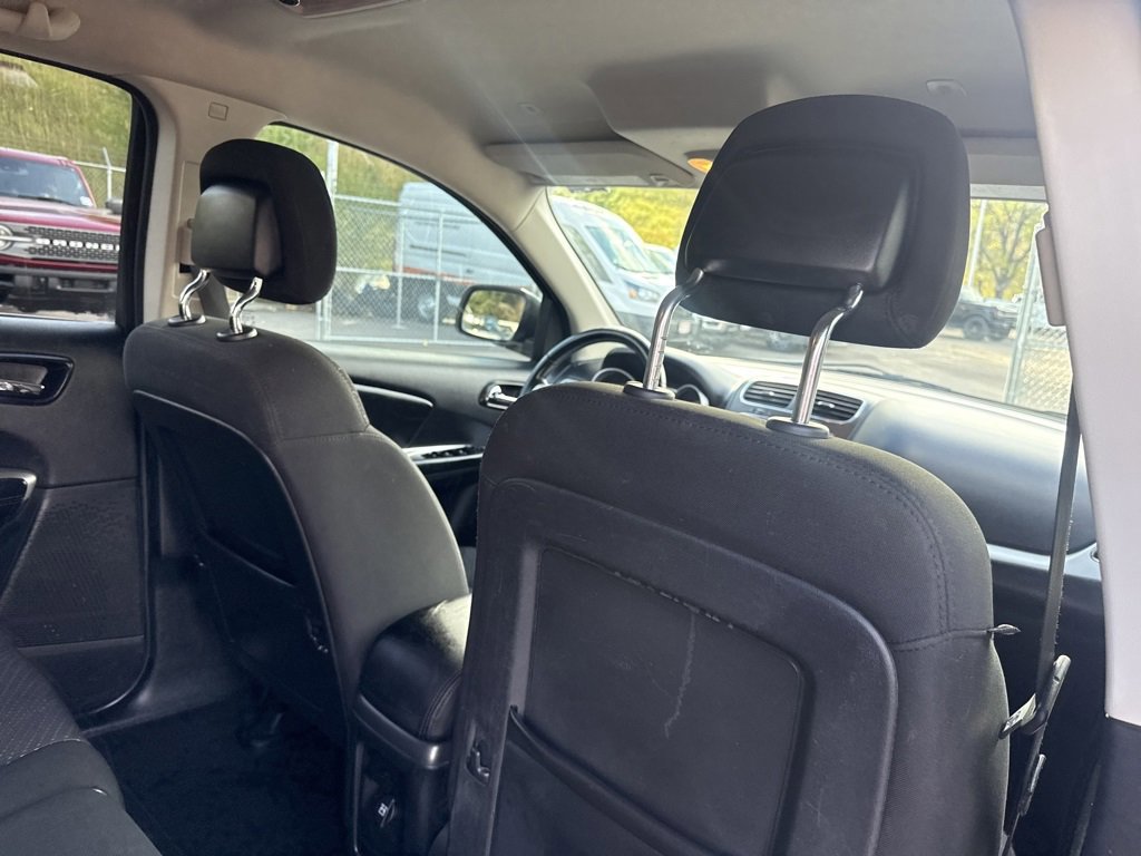 Used 2020 Dodge Journey SE w/ SE Popular Equipment Group image 23
