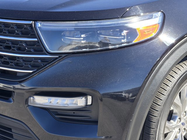 Certified 2022 Ford Explorer XLT w/ Equipment Group 202A image 9