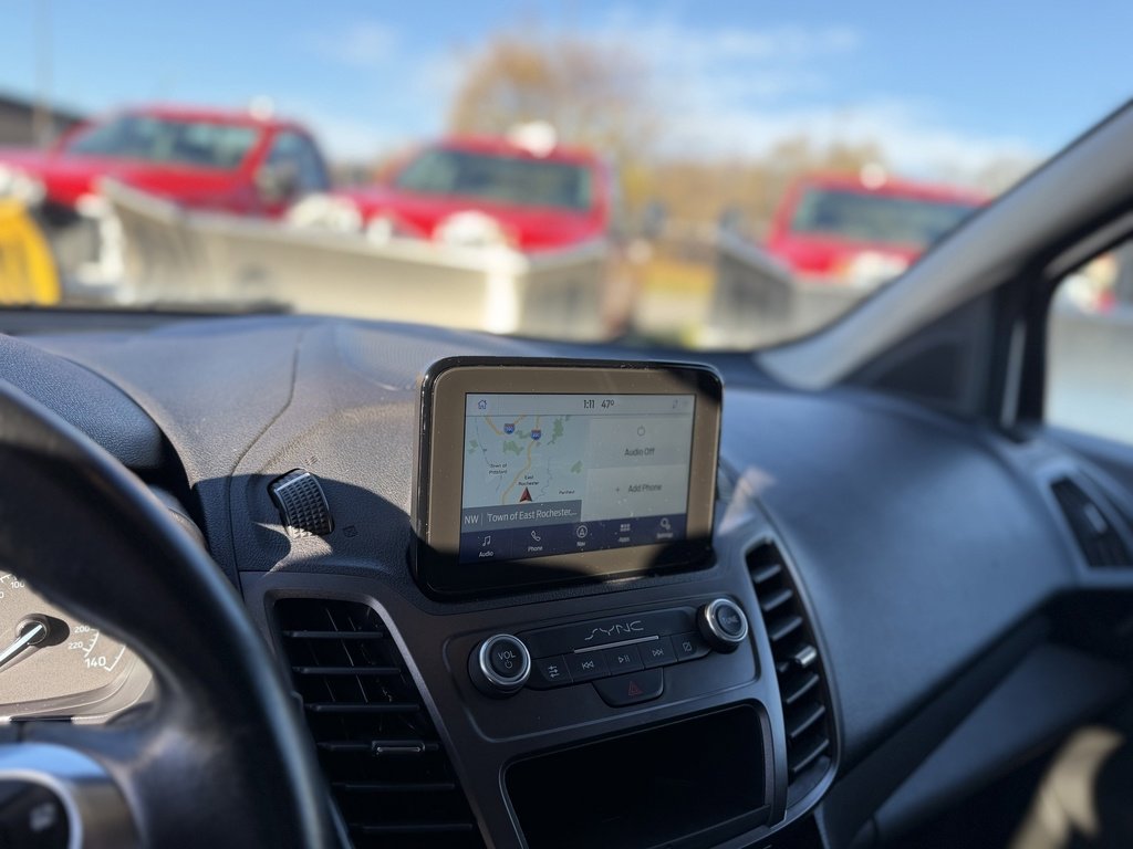 Certified 2022 Ford Transit Connect XLT image 16