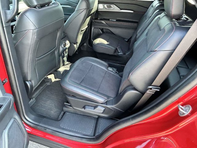 Certified 2026 Ford Explorer ST w/ Sun And Sound Package AWD/4WD image 16