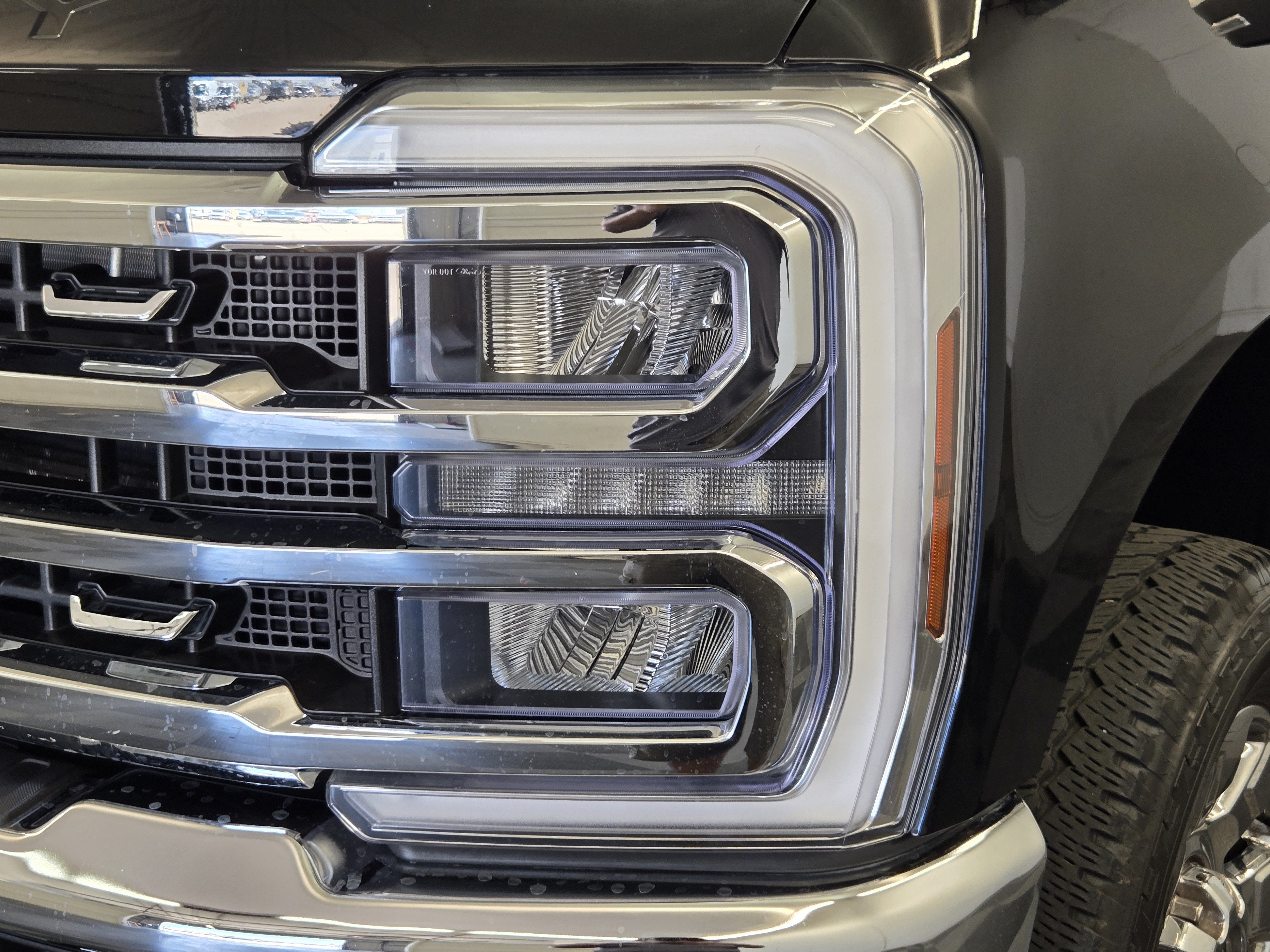 Certified 2025 Ford F250 Lariat w/ Chrome Package AWD/4WD image 8