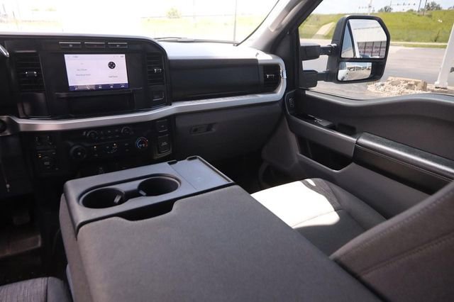 Certified 2024 Ford F350 XLT AWD/4WD image 23