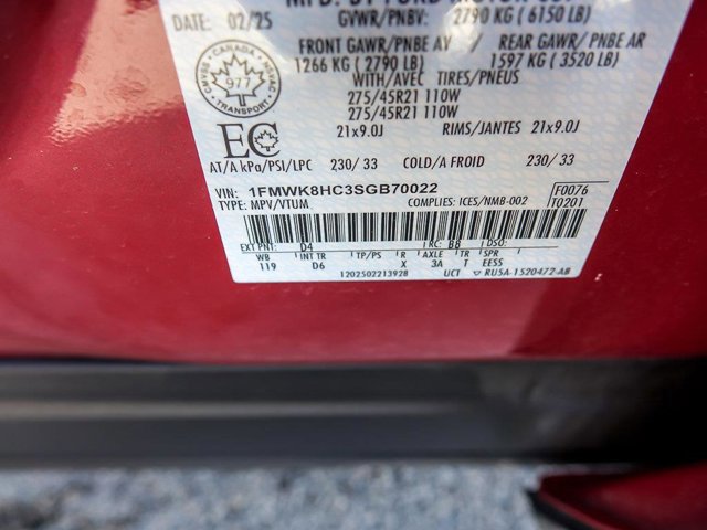 Certified 2025 Ford Explorer Platinum w/ Ultimate Package image 36