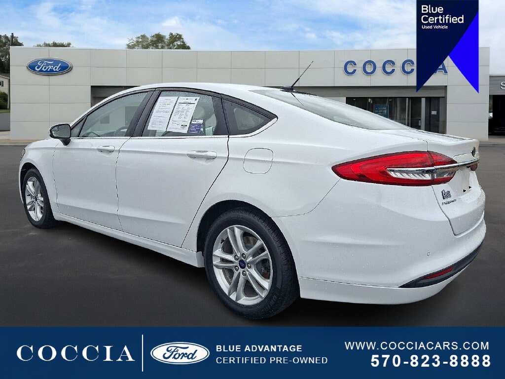 Certified 2018 Ford Fusion SE w/ Fusion SE Technology Package FWD image 6