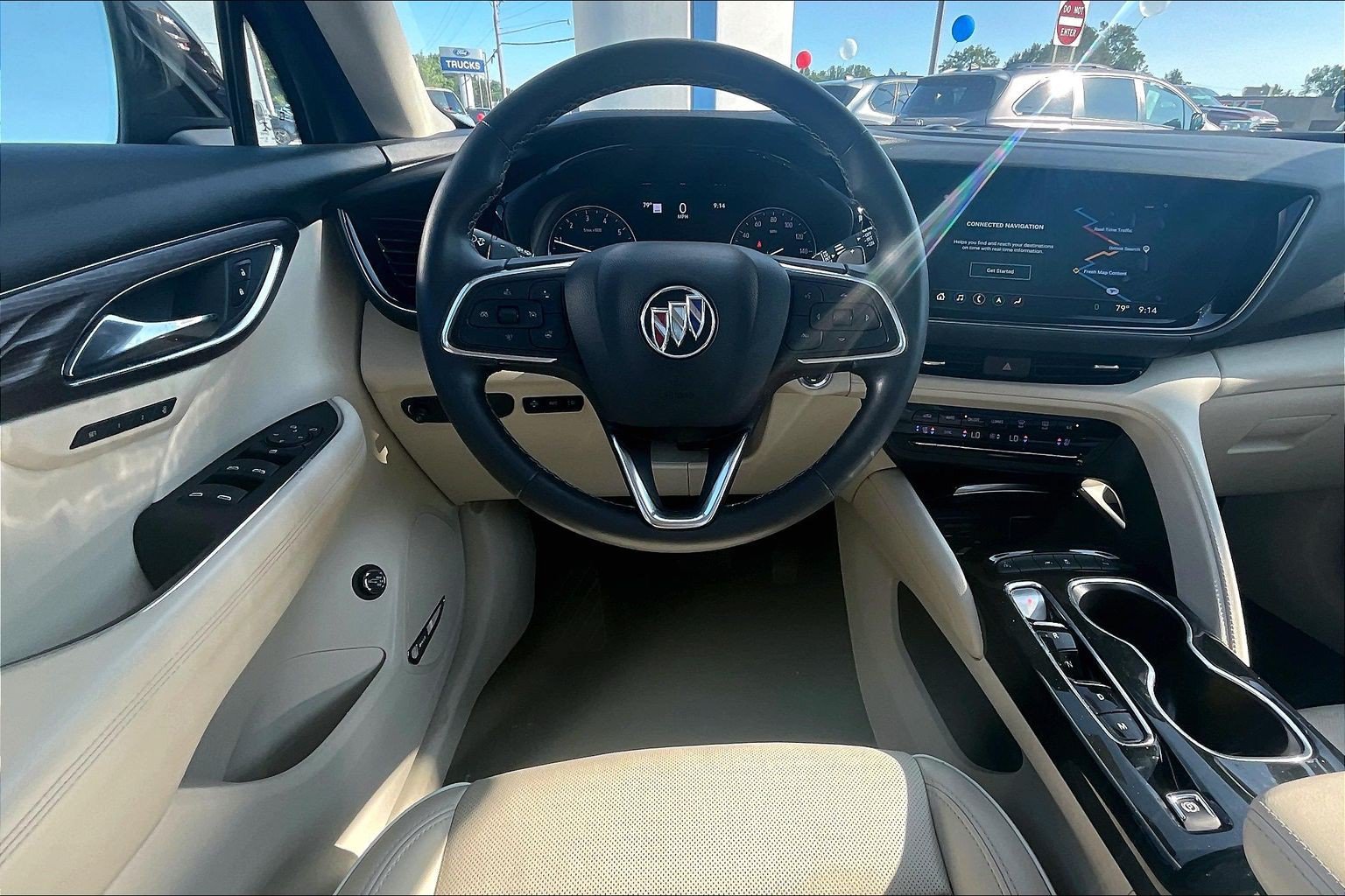 Used 2022 Buick Envision Avenir w/ Premium Seat Package FWD image 5