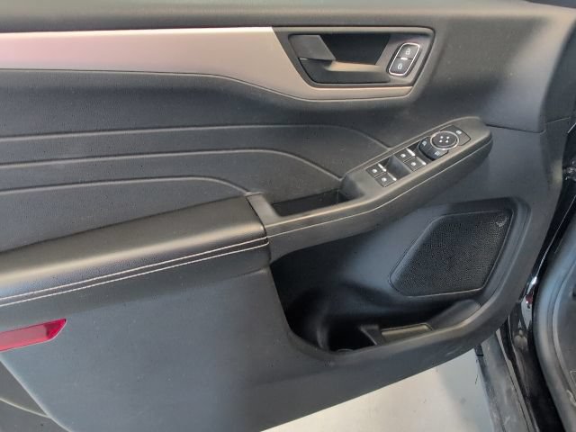 Certified 2022 Ford Escape SE AWD/4WD image 13