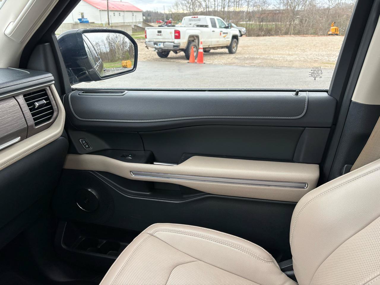 Certified 2024 Ford Expedition Limited AWD/4WD image 25