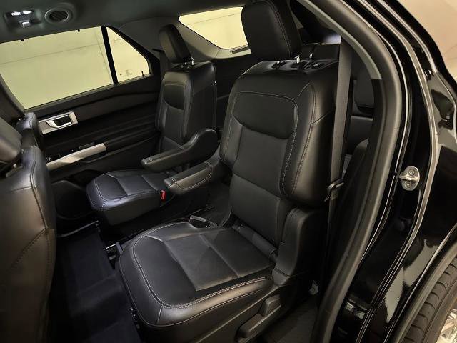 Certified 2021 Ford Explorer Limited w/ Equipment Group 301A image 31