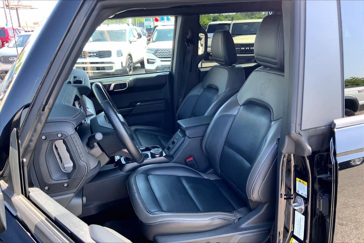 Certified 2025 Ford Bronco Outer Banks AWD/4WD image 11