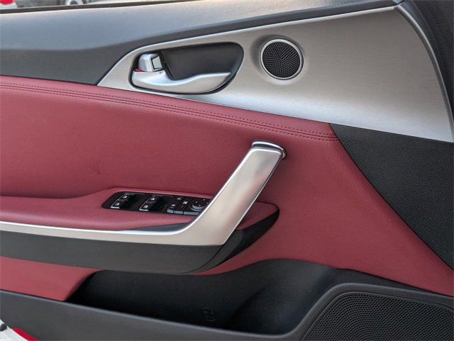 Used 2020 Kia Stinger GT image 28