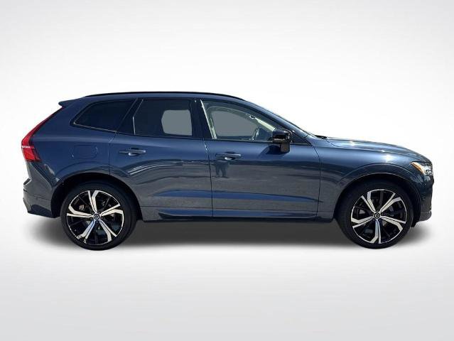 Used 2023 Volvo XC60 B5 Ultimate w/ Climate Package AWD/4WD image 4
