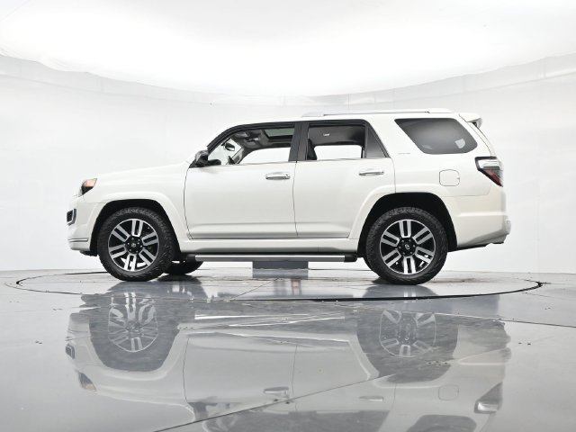 Used 2018 Toyota 4Runner Limited RWD image 40