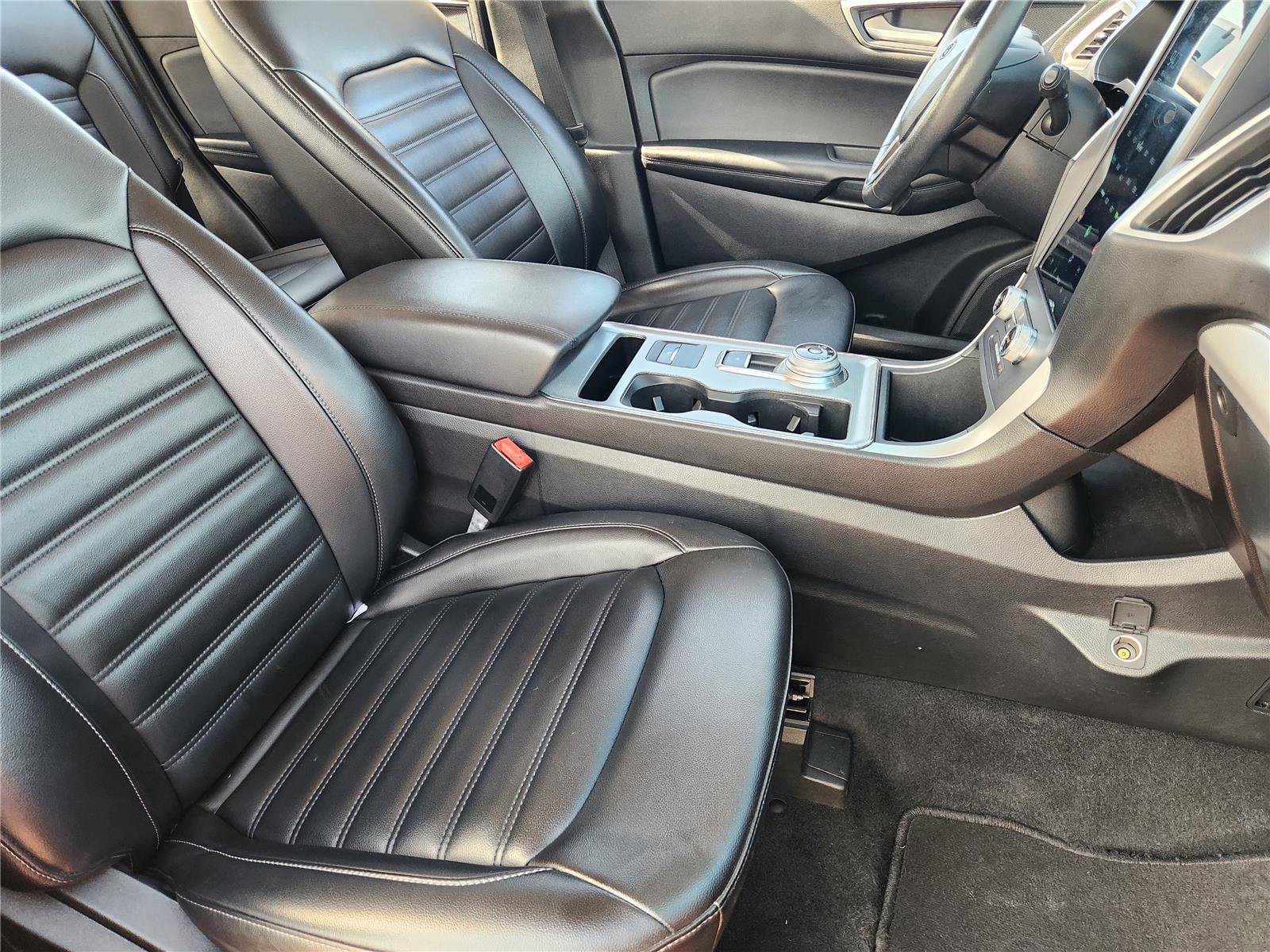 Certified 2022 Ford Edge SEL w/ Convenience Package AWD/4WD image 11