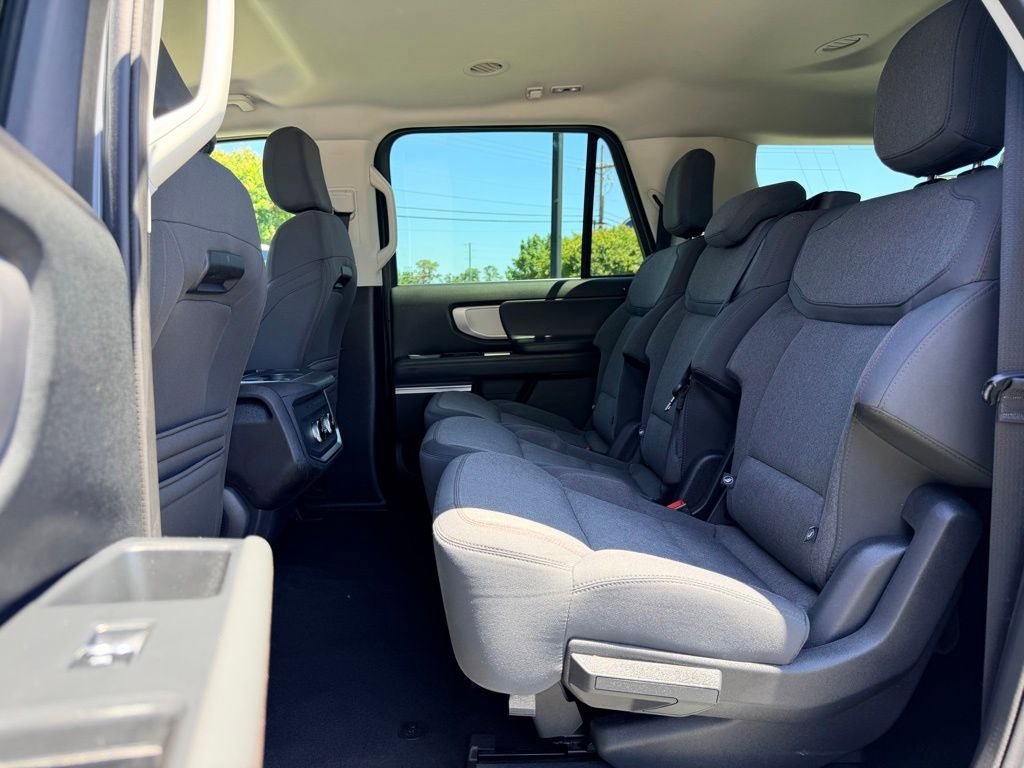 Certified 2025 Ford Expedition Max Active AWD/4WD image 15