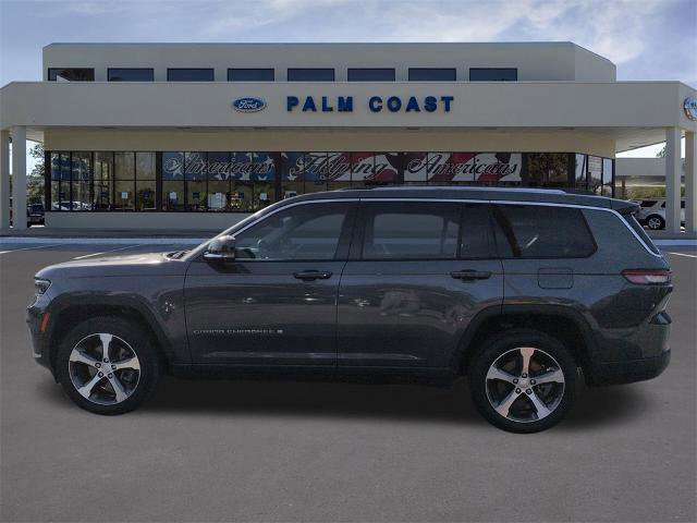 Used 2023 Jeep Grand Cherokee L Limited w/ Luxury Tech Group II image 2