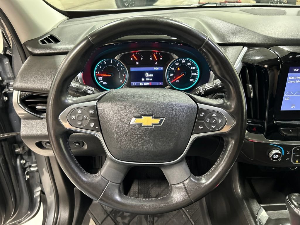 Used 2020 Chevrolet Traverse LT w/ Driver Confidence II Package AWD/4WD image 16