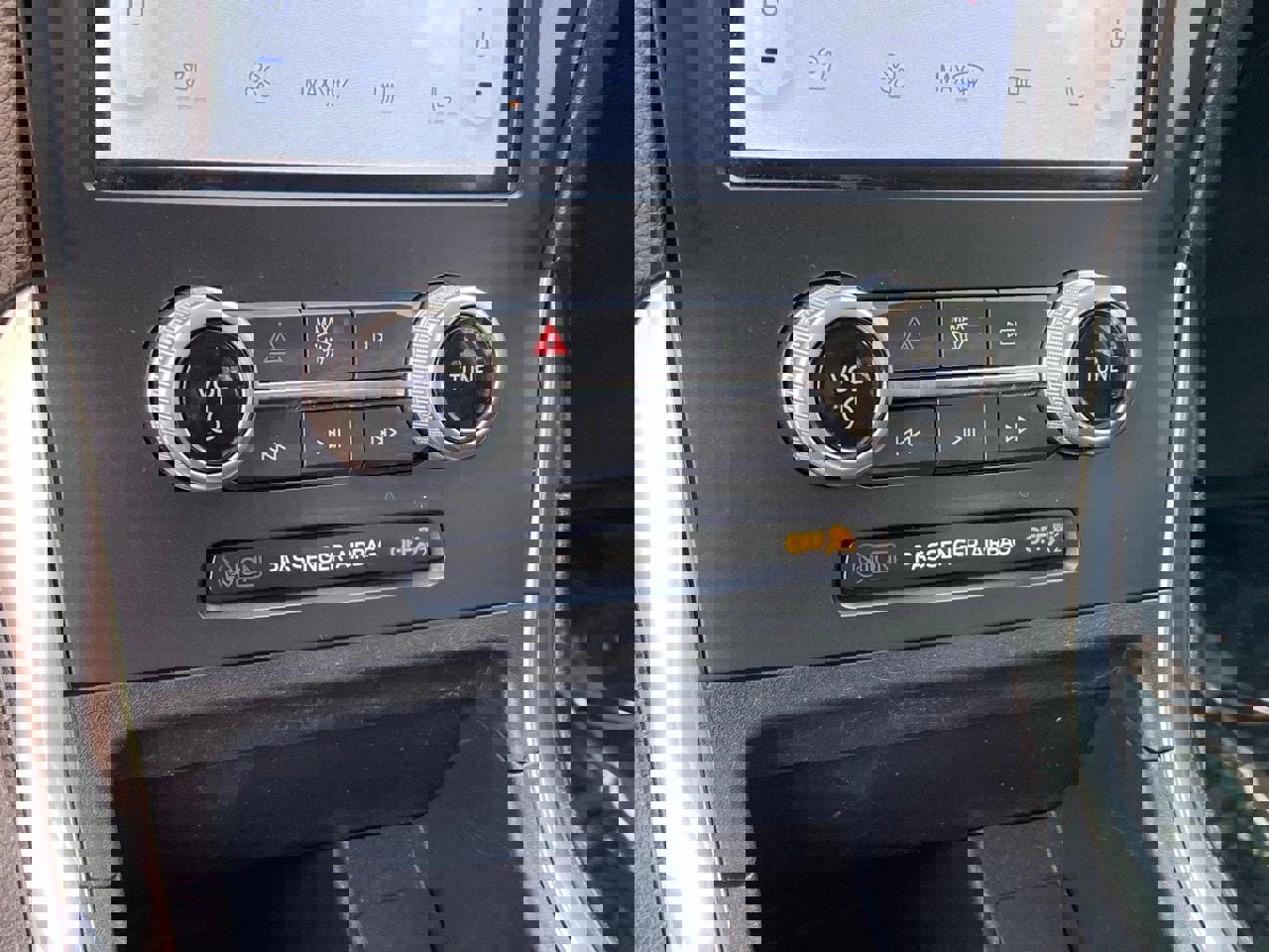 Certified 2022 Ford Edge Titanium image 30