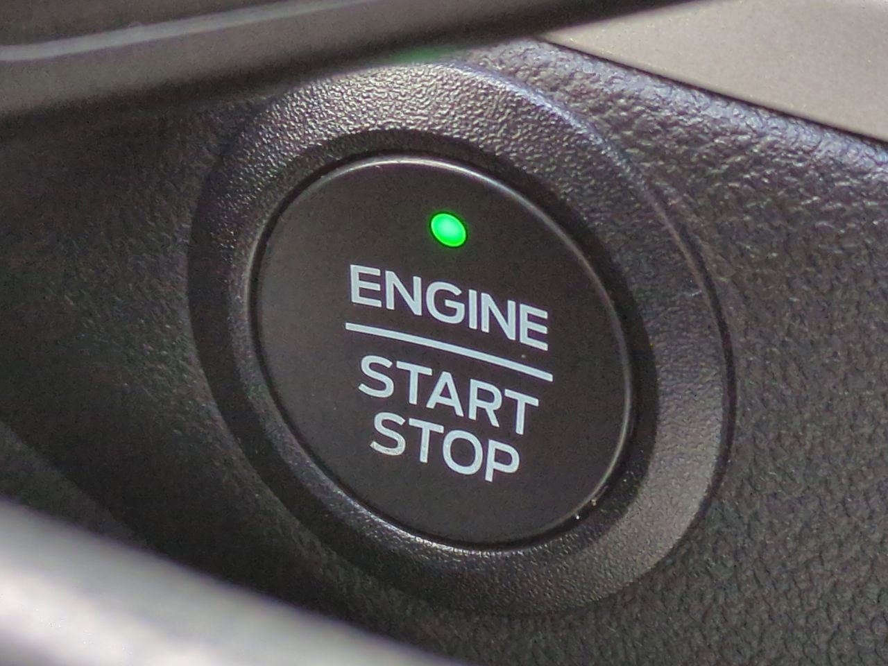 Certified 2022 Ford Escape SE image 26