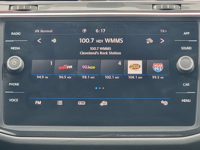 Used 2020 Volkswagen Tiguan SE AWD/4WD image 27