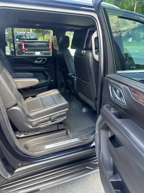 Used 2021 Chevrolet Suburban LT w/ Rear Media and Nav Package AWD/4WD image 20