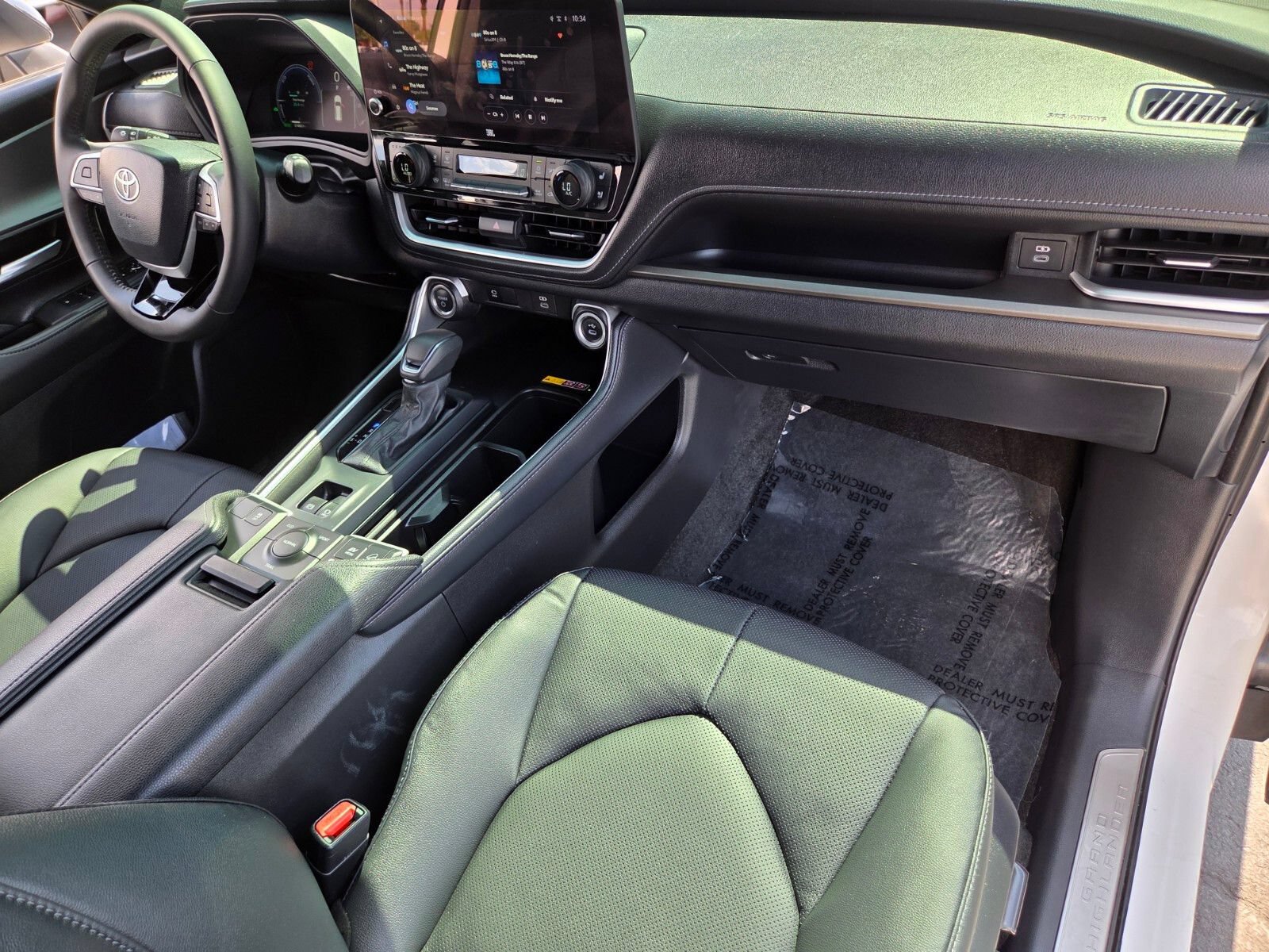 Used 2026 Toyota Grand Highlander AWD Hybrid image 18