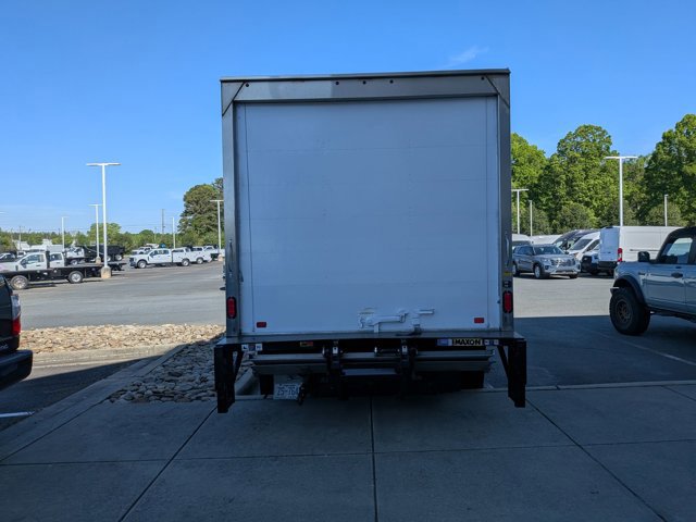 Certified 2024 Ford E-450 and Econoline 450 Super Duty w/ Power Windows & Locks Group RWD image 5