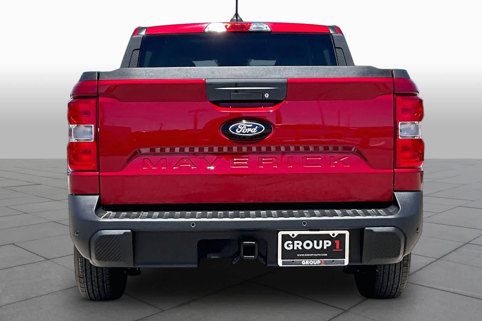 Certified 2025 Ford Maverick XLT w/ XLT Luxury Package FWD image 5