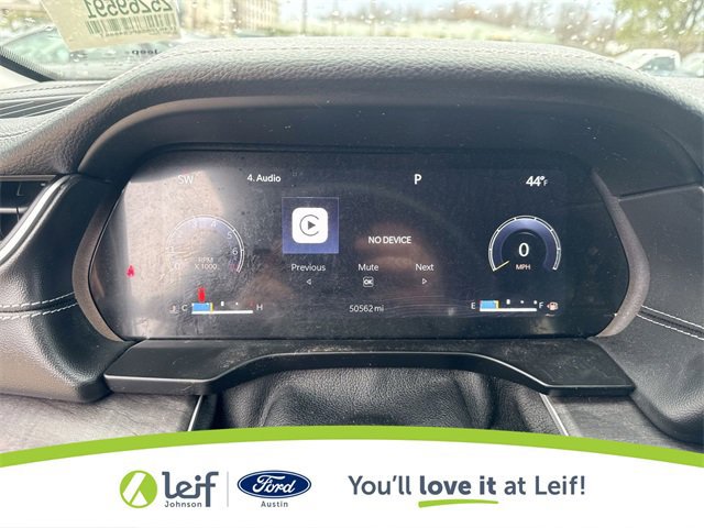 Used 2023 Jeep Grand Cherokee Limited w/ Black Appearance Package image 14