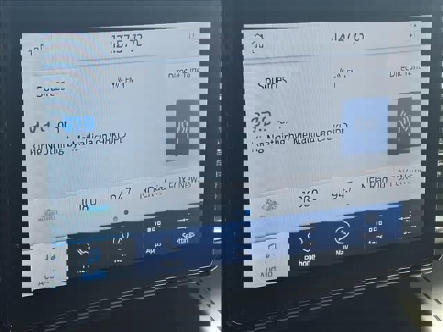 Certified 2021 Ford Explorer XLT w/ Equipment Group 202A image 25