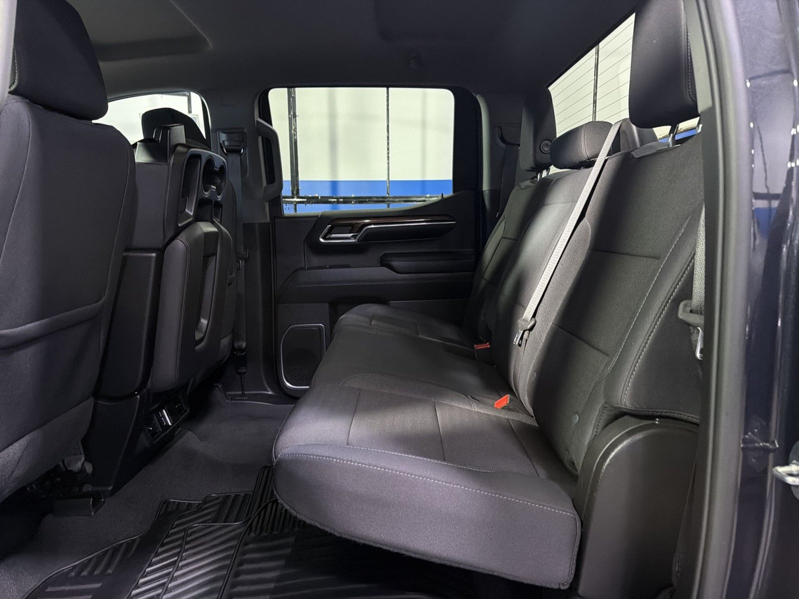 Used 2024 Chevrolet Silverado 1500 LT AWD/4WD image 27