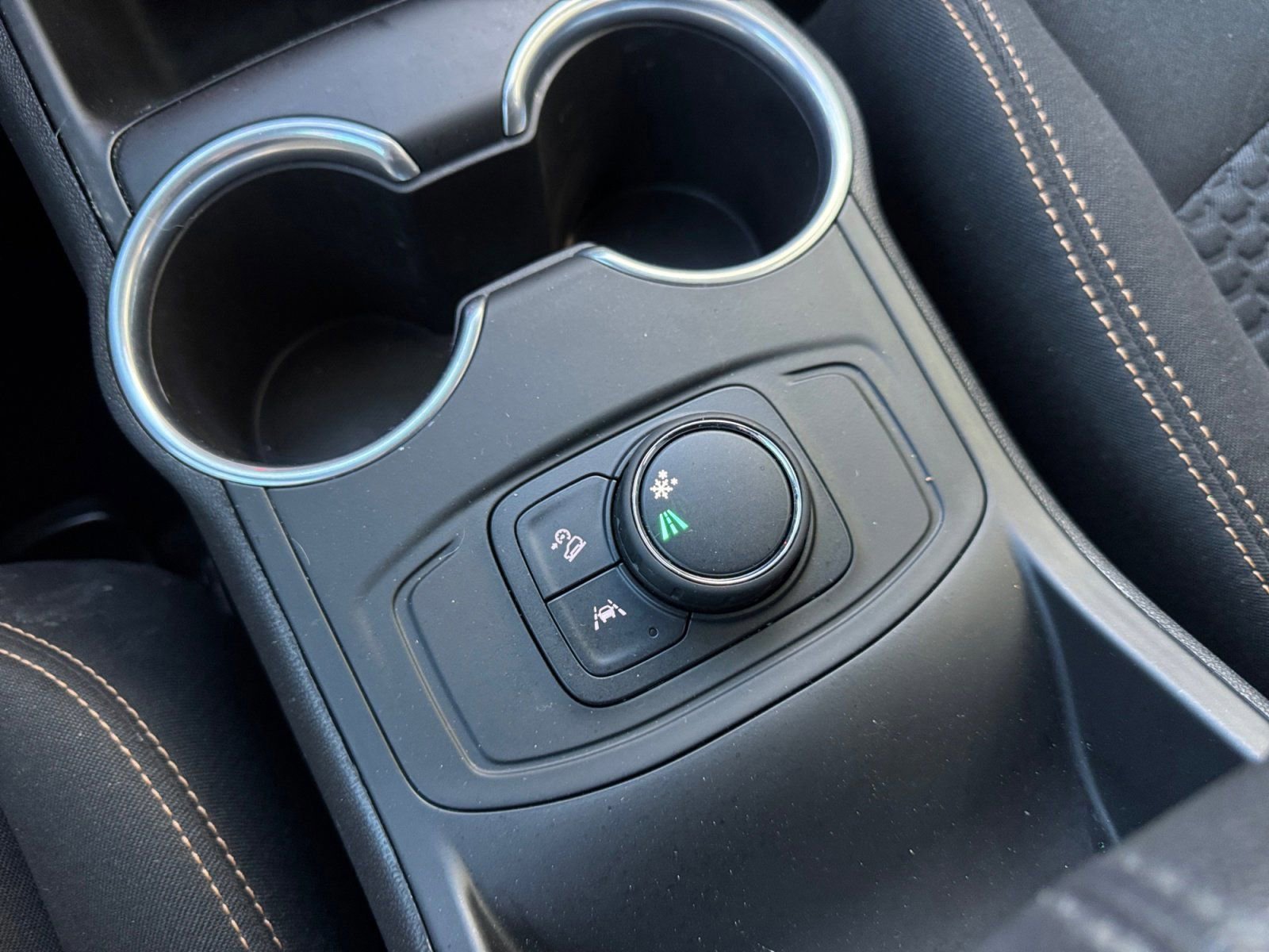 Used 2020 GMC Terrain SLE image 21