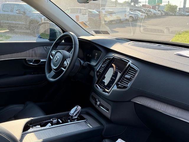 Used 2024 Volvo XC90 B6 Ultimate AWD/4WD image 15