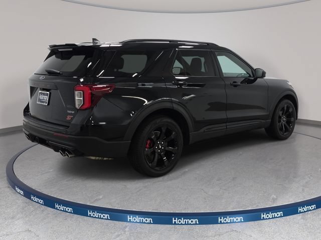 Certified 2022 Ford Explorer ST w/ ST Street Pack AWD/4WD image 5