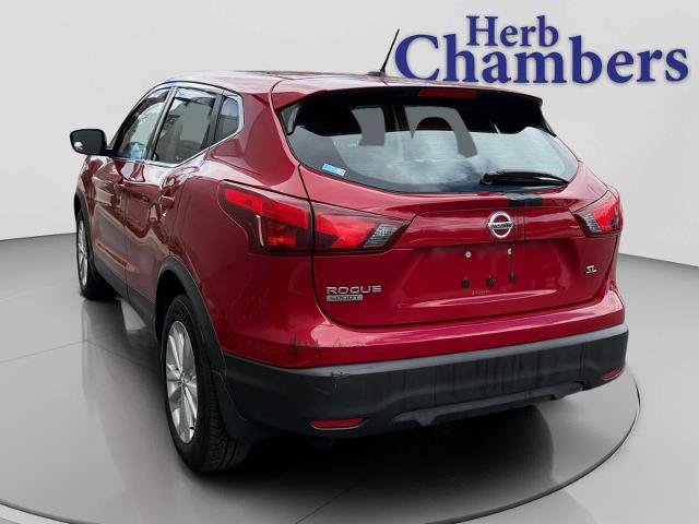 Used 2017 Nissan Rogue Sport S w/ S Appearance Package FWD image 3