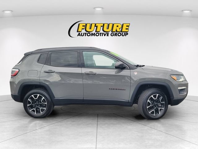 Used 2021 Jeep Compass Trailhawk w/ Convenience Group AWD/4WD image 3