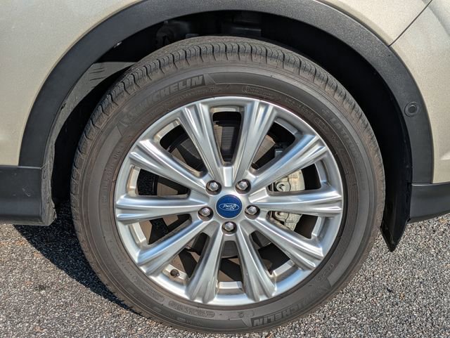 Certified 2018 Ford Escape Titanium image 9