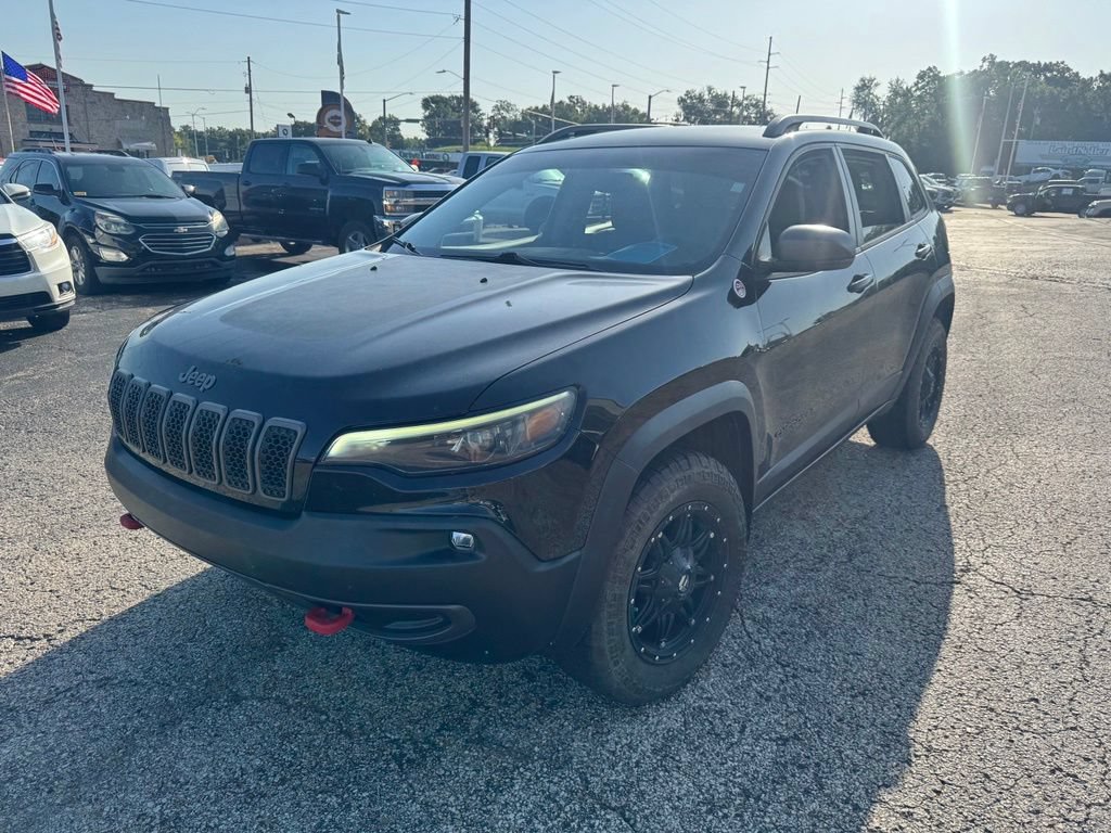 Used 2020 Jeep Cherokee Trailhawk AWD/4WD image 3