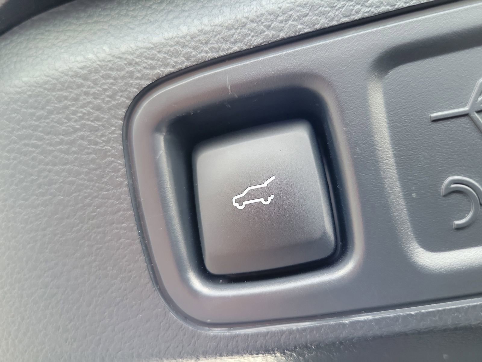 Certified 2022 Ford Expedition Limited RWD image 8