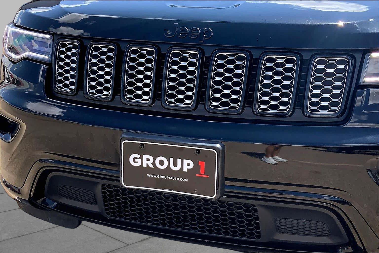 Used 2022 Jeep Grand Cherokee Laredo X RWD image 30