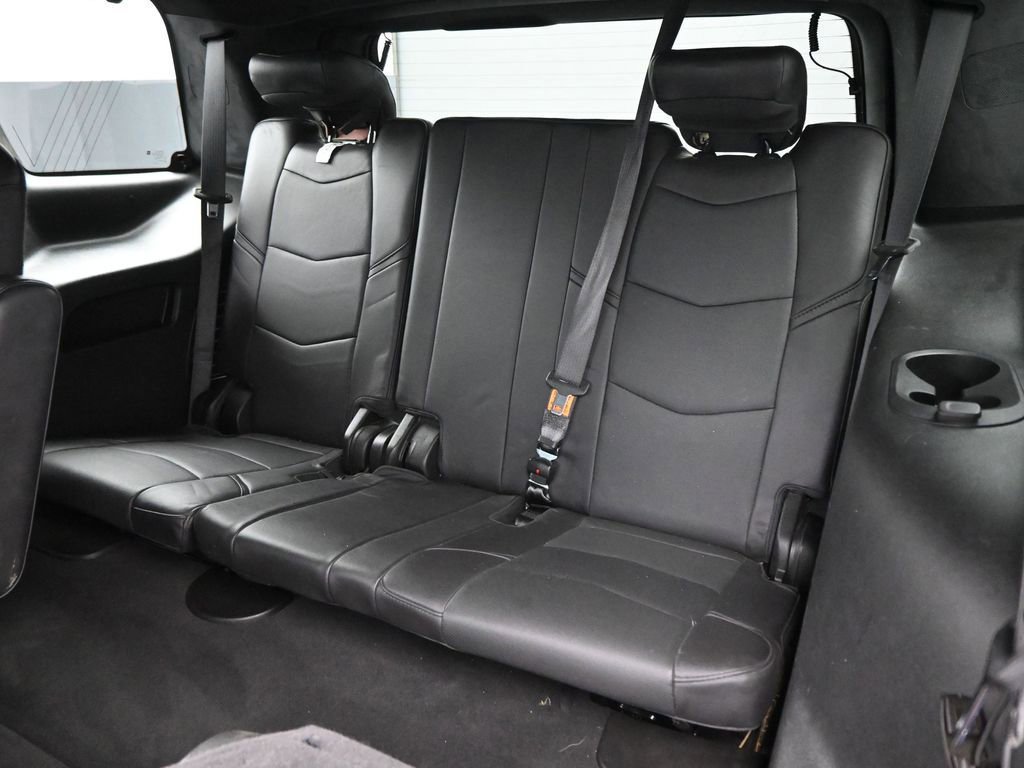 Used 2020 Cadillac Escalade Platinum image 47