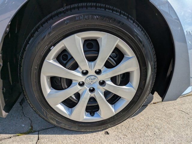 Used 2026 Toyota Corolla LE FWD image 12