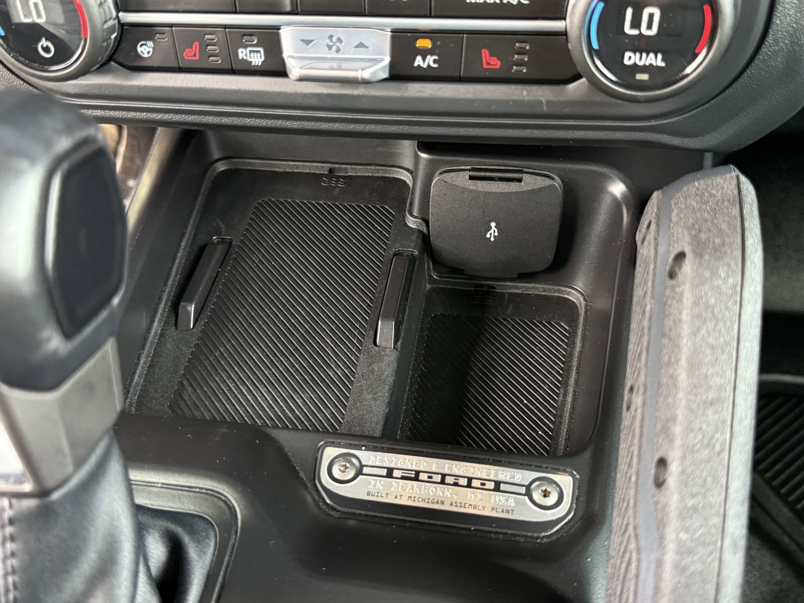 Certified 2025 Ford Bronco Badlands AWD/4WD image 24