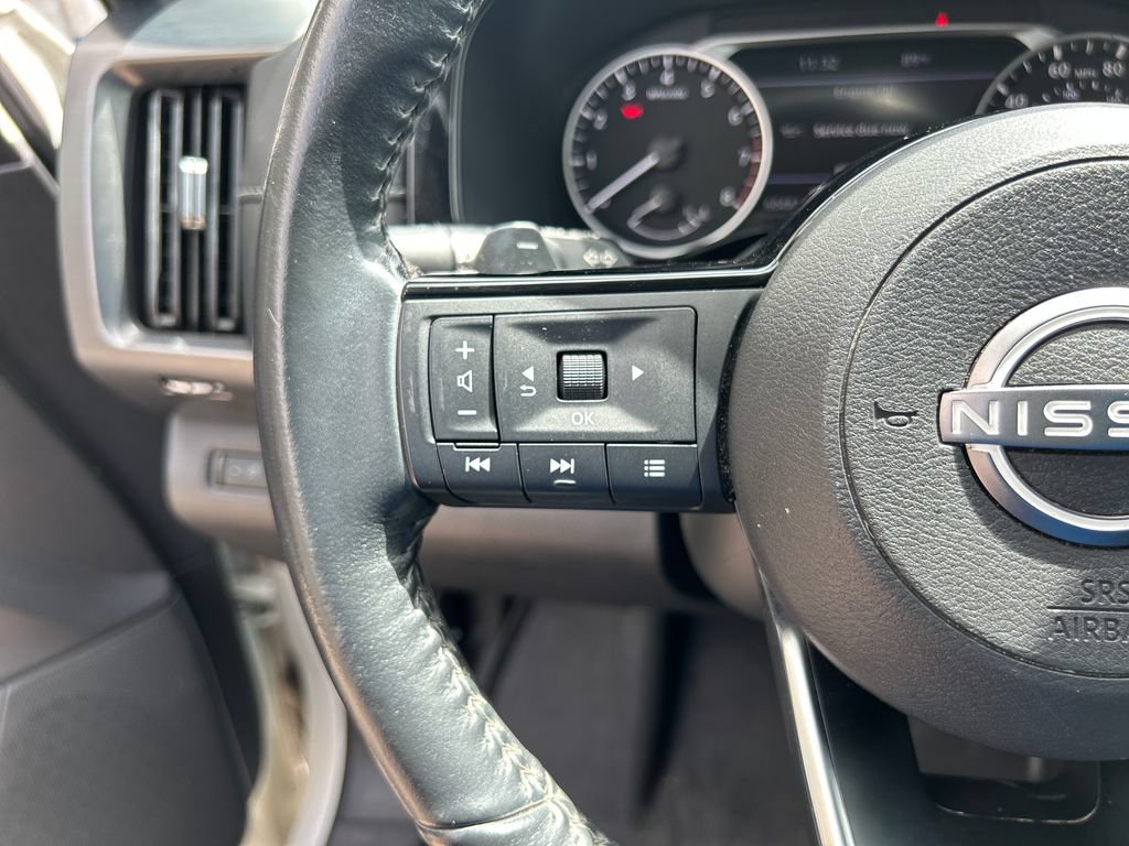 Used 2023 Nissan Pathfinder SL FWD image 22