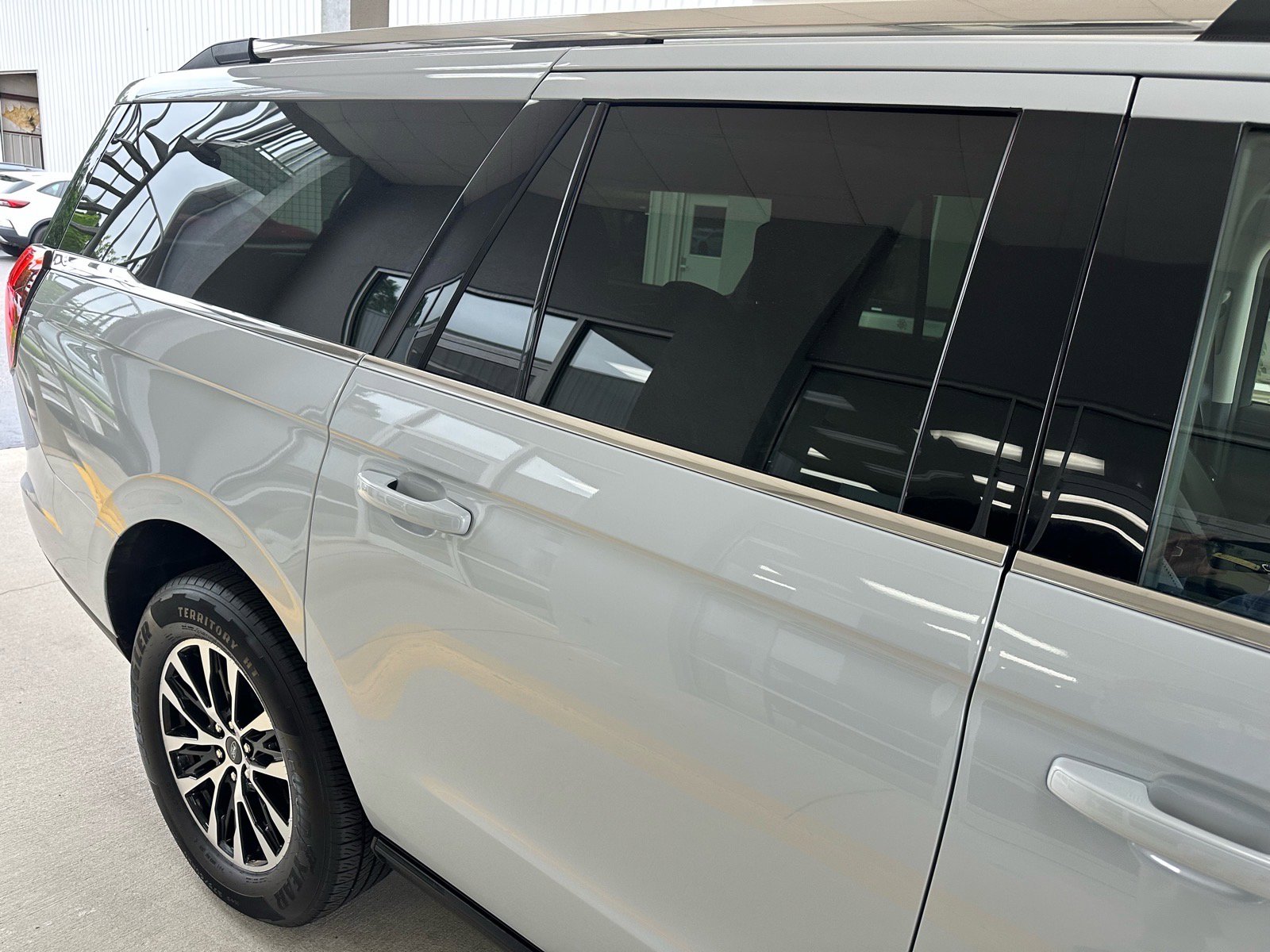 Certified 2025 Ford Expedition Max Platinum AWD/4WD image 12
