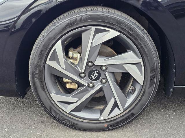 Used 2024 Hyundai Elantra SEL FWD image 9
