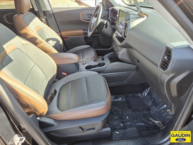 Certified 2023 Ford Bronco Sport Outer Banks w/ Tech Package AWD/4WD image 16