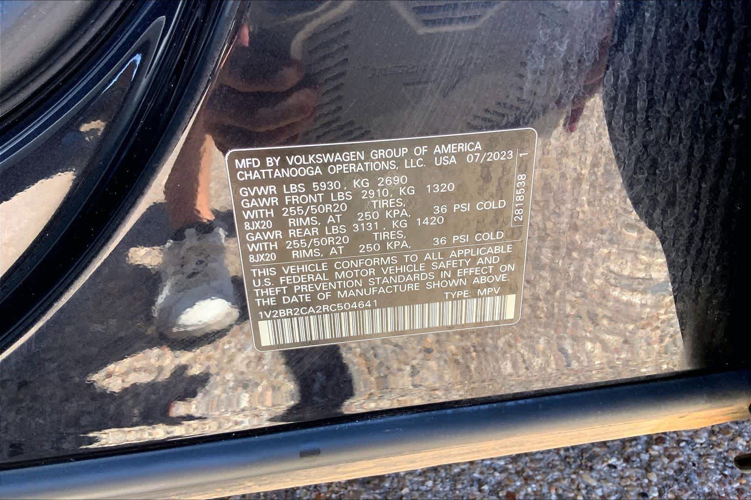 Used 2024 Volkswagen Atlas SEL AWD/4WD image 36