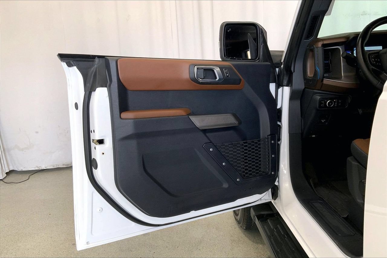 Certified 2023 Ford Bronco Outer Banks AWD/4WD image 25