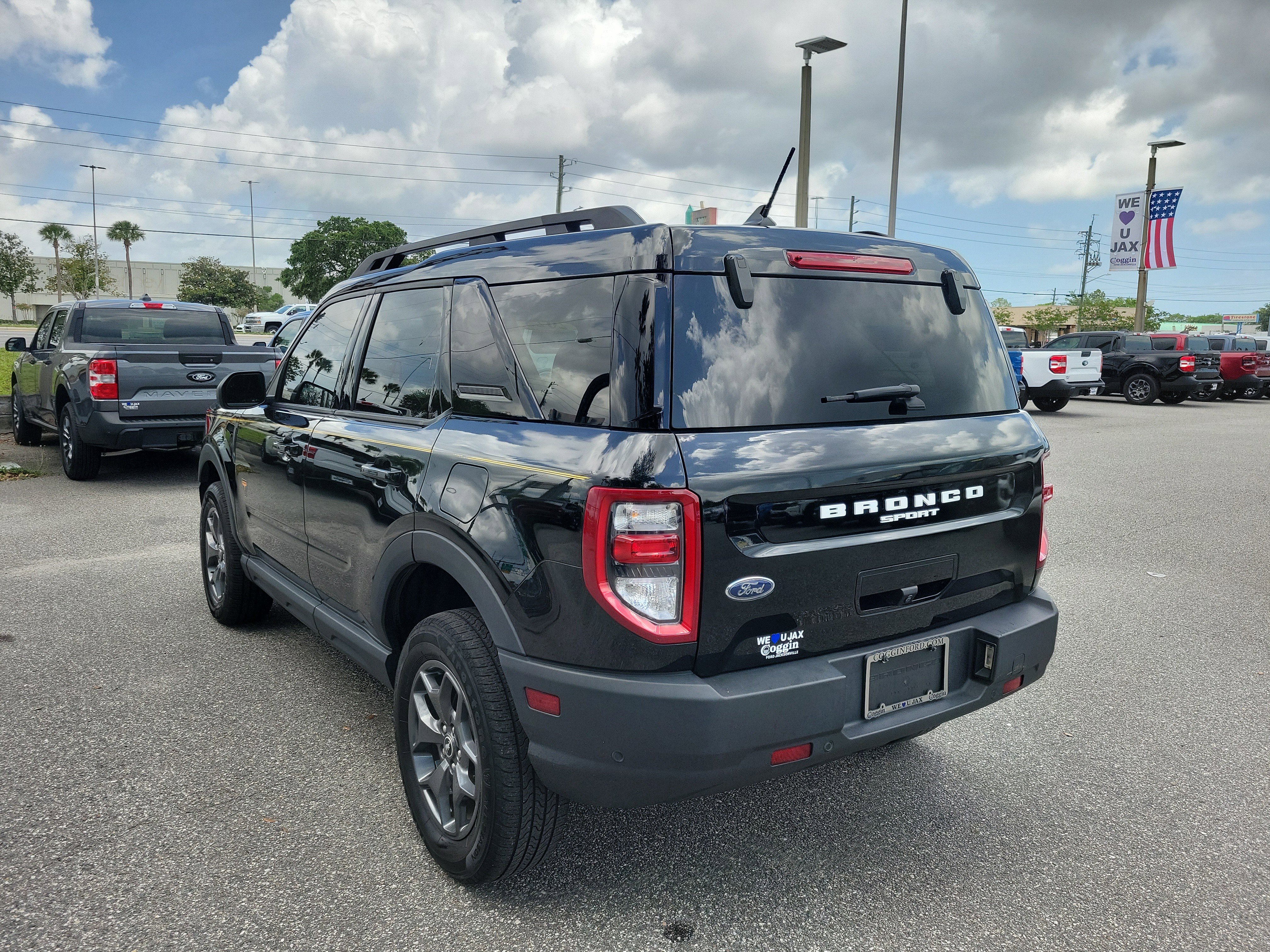 Certified 2023 Ford Bronco Sport Badlands w/ Premium Package AWD/4WD image 4