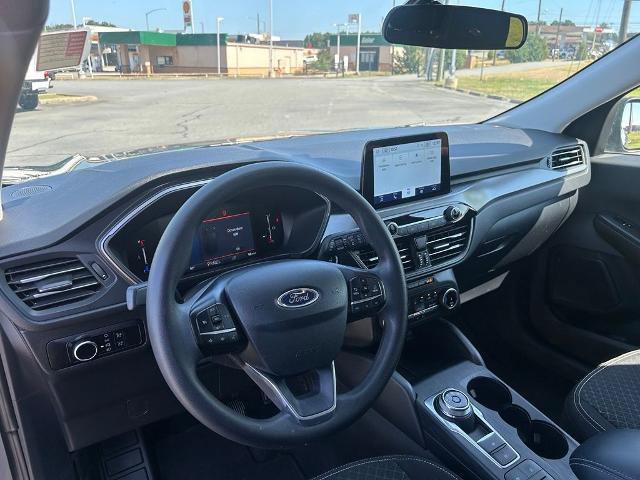 Certified 2025 Ford Escape Active FWD image 12